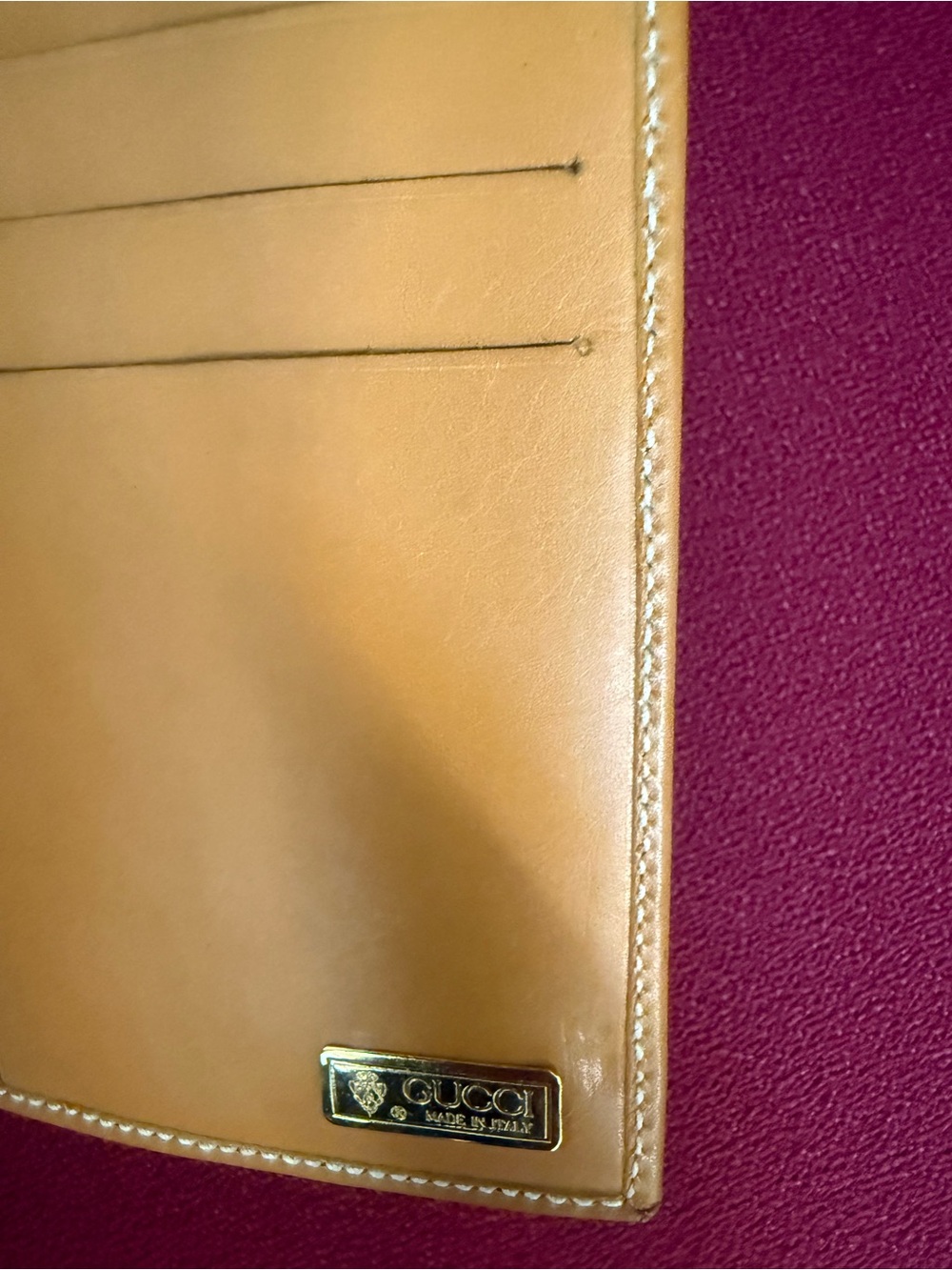 Vintage Gucci Wallet - Picture 4 of 10
